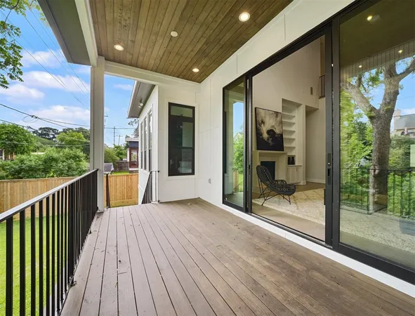 $1,650,000 | 1127 Wynnwood Lane, Houston, TX 77008