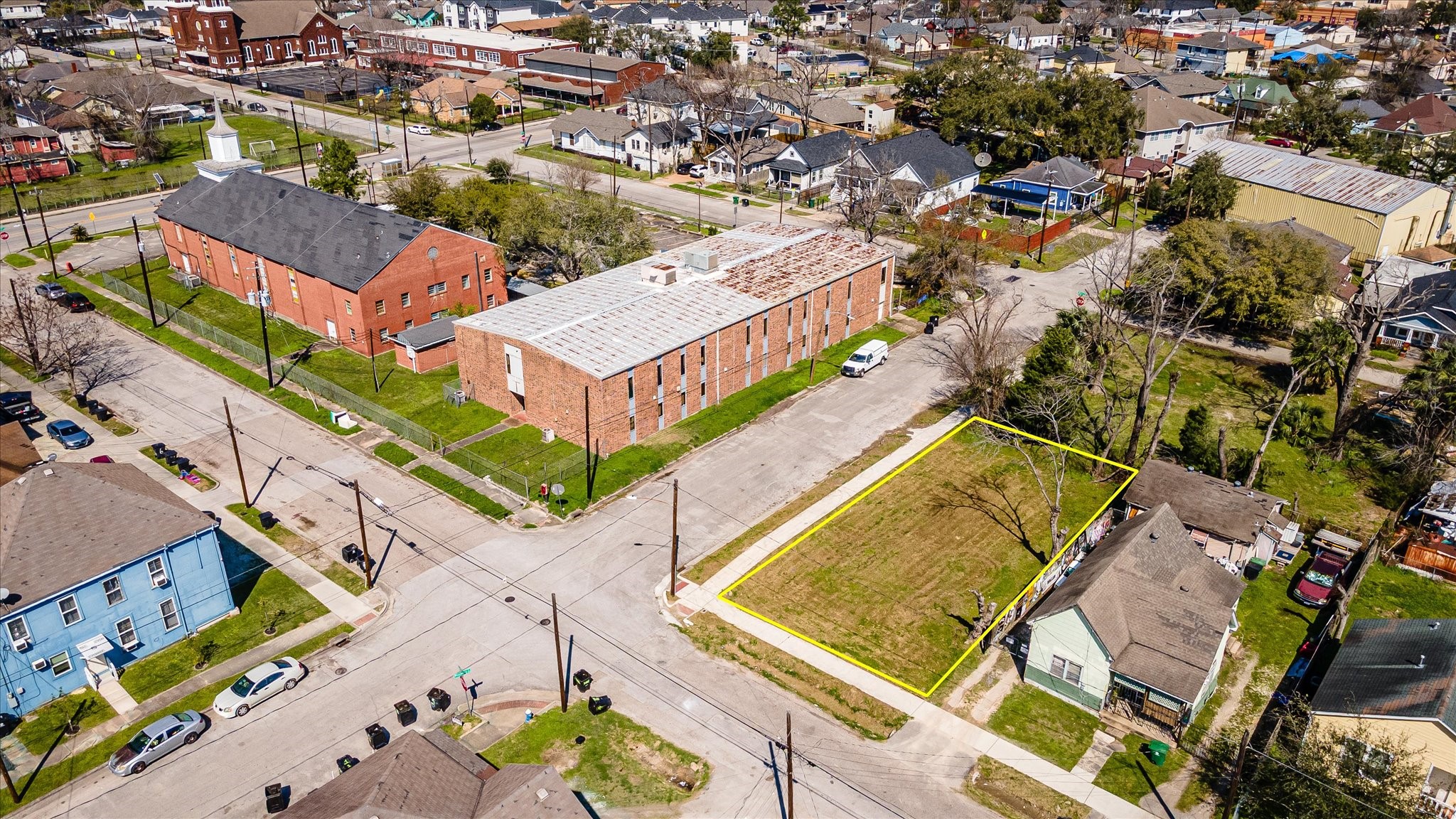 1724 Common Street Houston, TX 77009 - Photo 11 of 18 an aerial view of a house with a garden