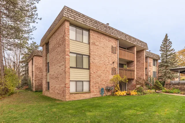 $217,000 | 2150 Pauline Boulevard, Ann Arbor, MI 48103