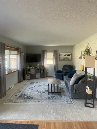 $205,000 | 311 4th Avenue East, Abercrombie, ND 58001