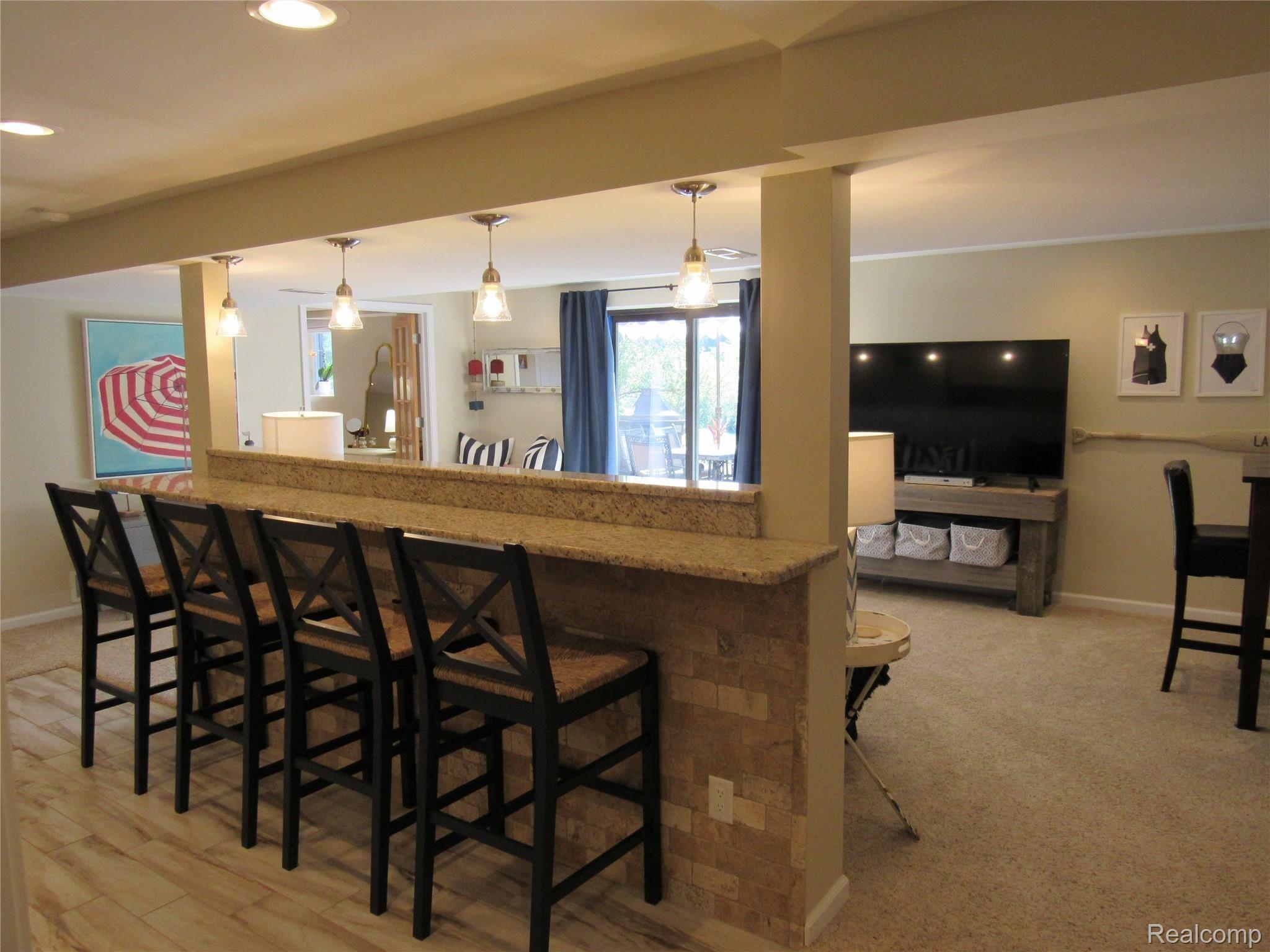 36228 Smithfield Road Farmington, MI 48335 - Photo 37 of 67 IMG_1031.JPG