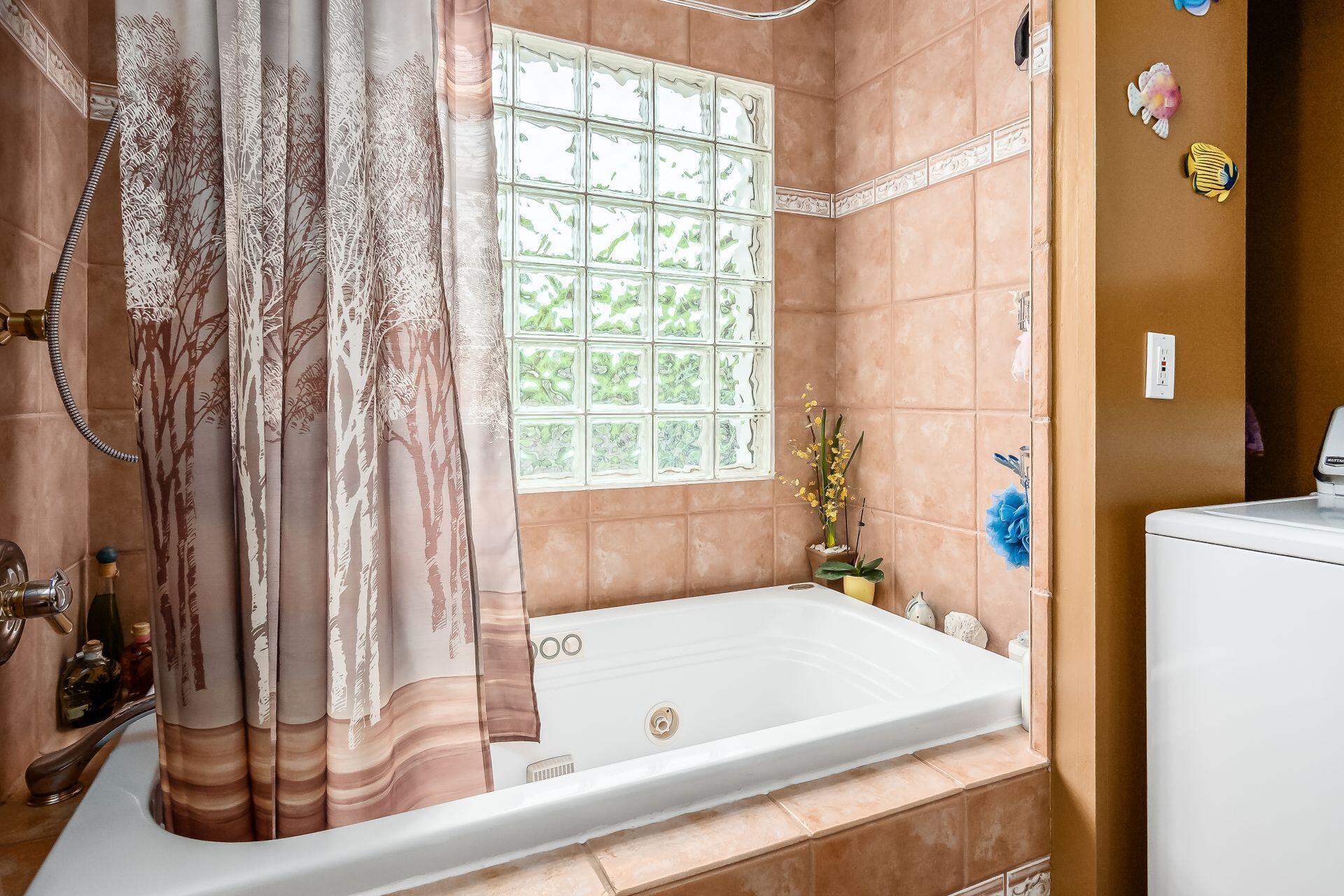 528 Chase Road Columbus, OH 43214 - Photo 15 of 28 Gallery Image 15