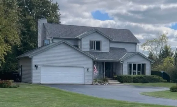 $625,000 | W253-s10980 Hunters Run, Mukwonago, WI 53149
