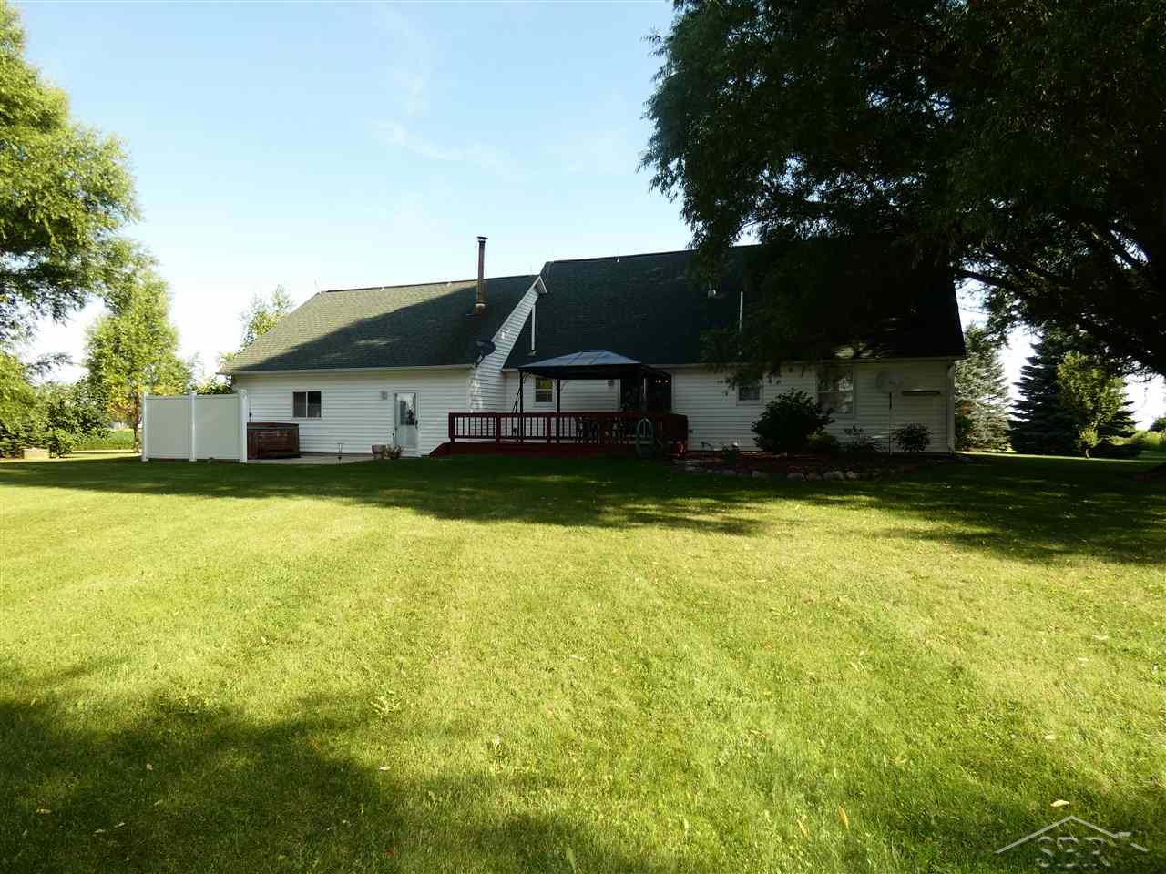 9761 West Fairgrove Road Reese, MI 48757 - Photo 22 of 26 31389643-21.JPG