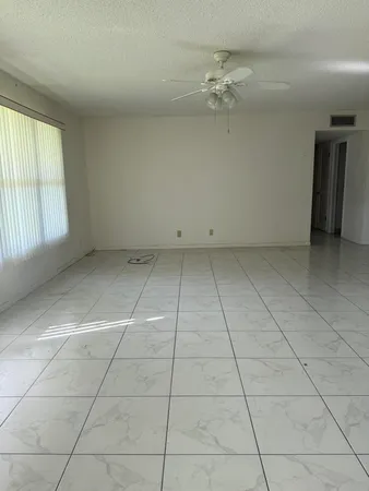 $158,000 | 211 Country Lane, Unit A, Boynton Beach, FL 33435
