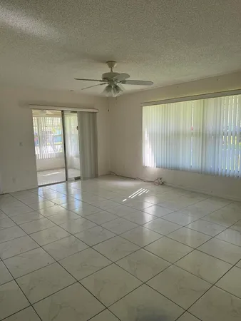 $158,000 | 211 Country Lane, Unit A, Boynton Beach, FL 33435