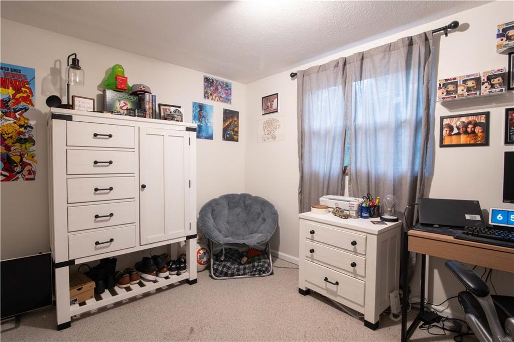 111 Briar Path Imperial, PA 15126 - Photo 22 of 26