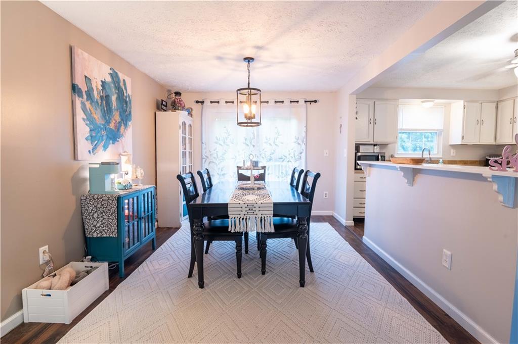 111 Briar Path Imperial, PA 15126 - Photo 6 of 26