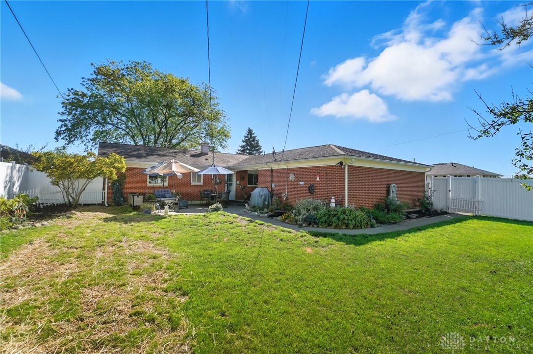 301 Beardsley Road Dayton, OH 45426 - Photo 28 of 34 Gallery Image 28