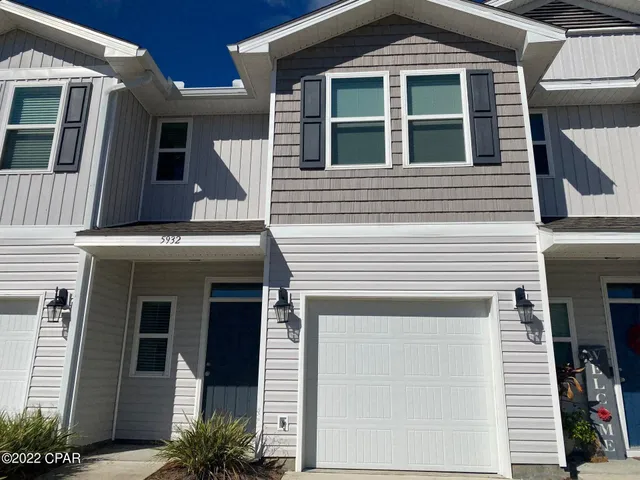 $1,800 | 5932 Callaway Circle, Panama City, FL 32404