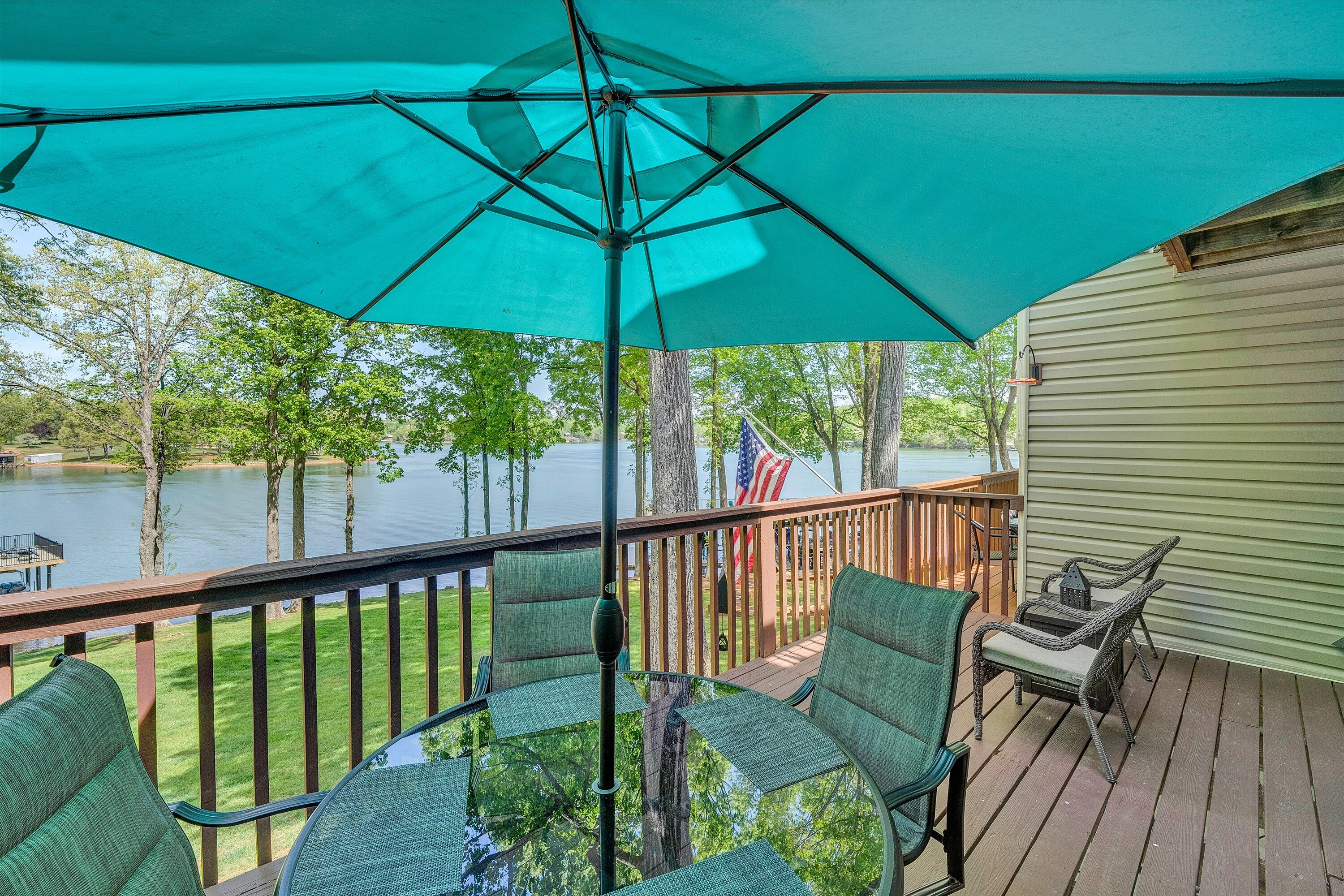 54 Windlass Pointe Drive Moneta, VA 24121 - Photo 19 of 46 18-SGP-40