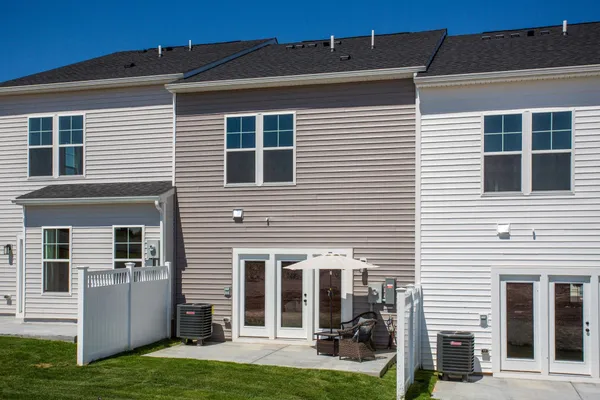 $369,000 | 204 Scarlet Maple Lane, Unit 82, Bridgewater, VA 22812