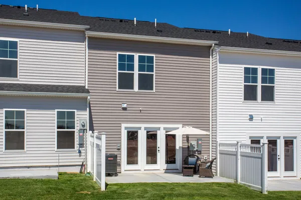 $369,000 | 204 Scarlet Maple Lane, Unit 82, Bridgewater, VA 22812