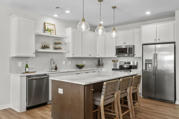$369,000 | 204 Scarlet Maple Lane, Unit 82, Bridgewater, VA 22812