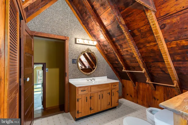 a view of room with window