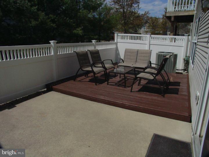 369 Watkins Road Pennington, NJ 08534 - Photo 4 of 25 Patio