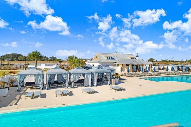 $350,000 | 31425 Mango Fade Way, San Antonio, FL 33576