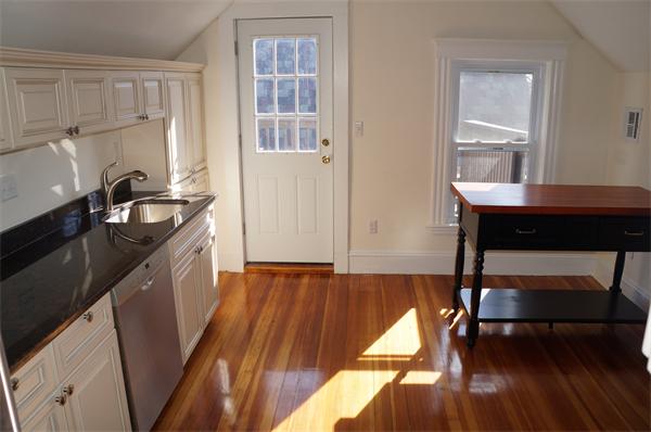 3 Guernsey Street, Unit 3 Boston, MA 02131 - Photo 7 of 17