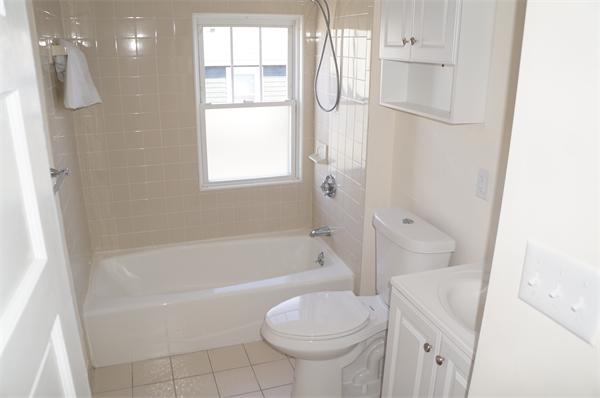 3 Guernsey Street, Unit 3 Boston, MA 02131 - Photo 10 of 17