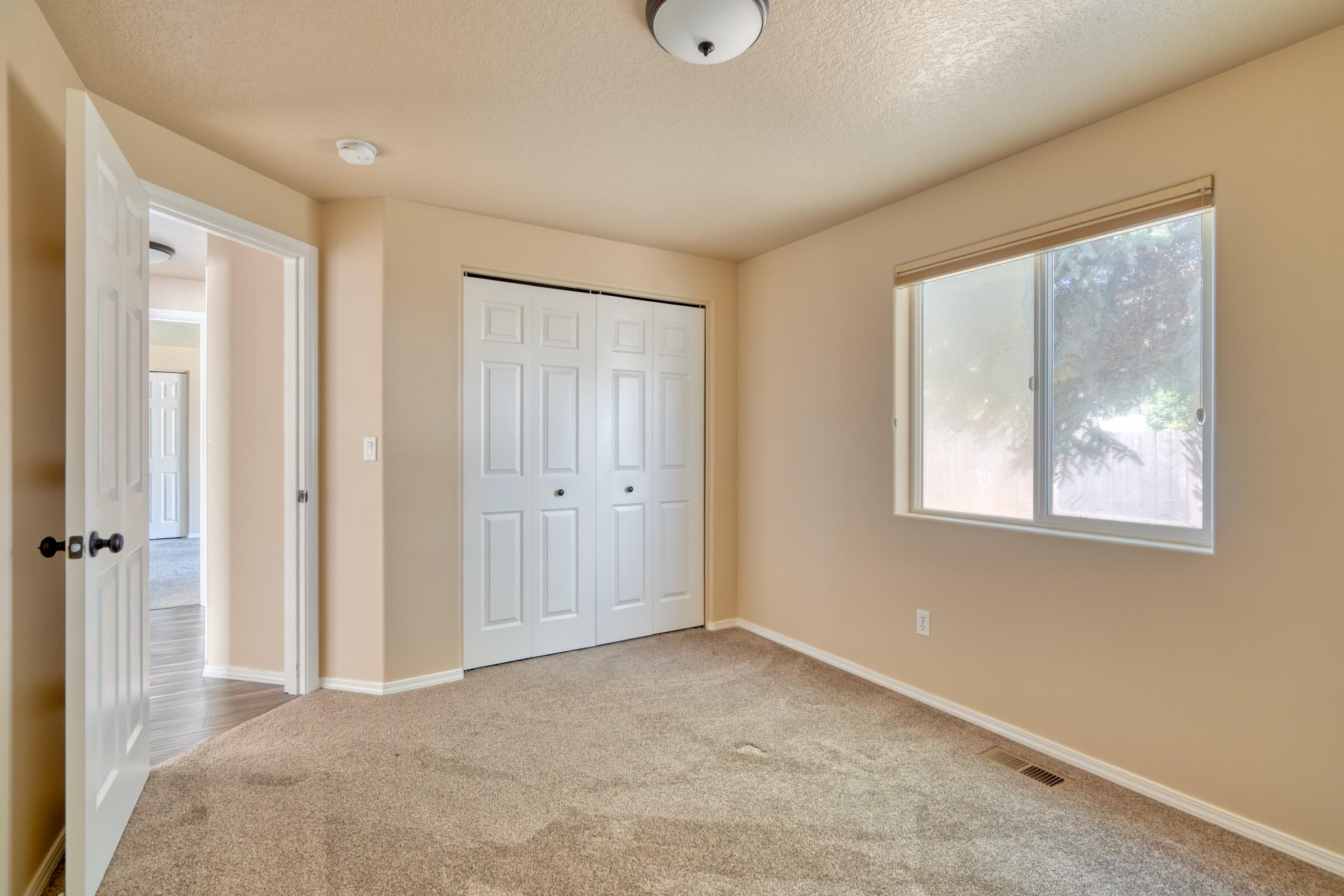 1933 Southwest 35th Place Redmond, OR 97756 - Photo 18 of 27 113_1933 SW 35th_Pro Property Photos_Ben