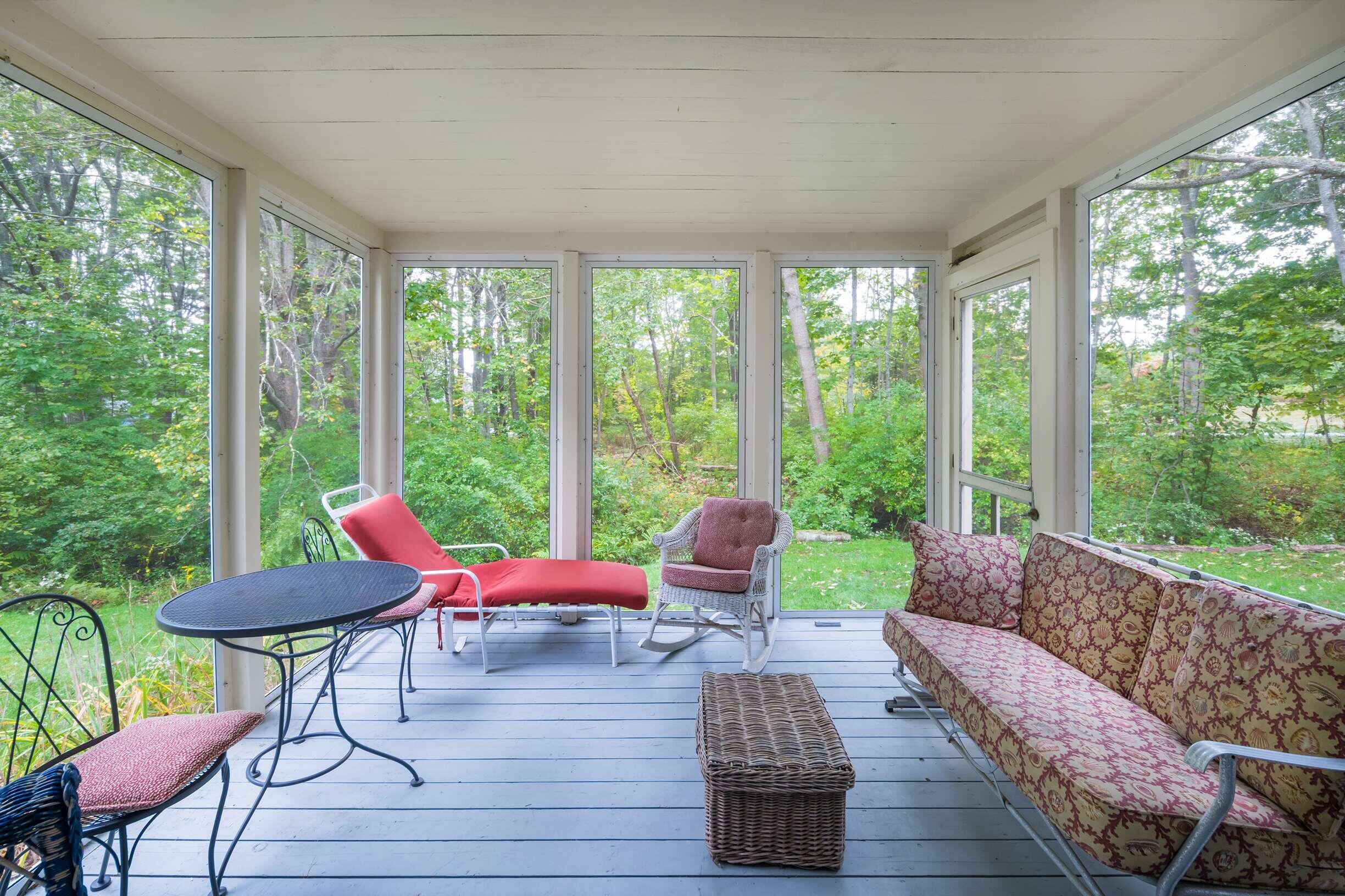 147 River Road York, ME 03902 - Photo 17 of 32 22A-Screen Porch