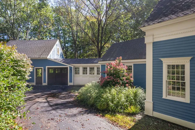 $1,695,000 | 147 River Road, York, ME 03902