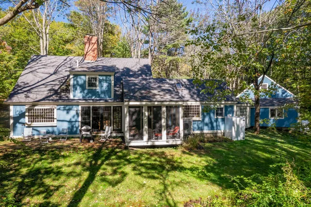 $1,695,000 | 147 River Road, York, ME 03902