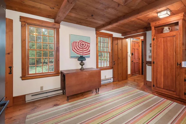 $1,695,000 | 147 River Road, York, ME 03902