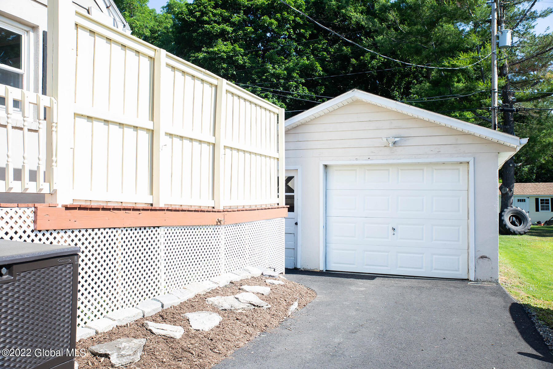 15 Halter Road Bethlehem, NY 12077 - Photo 35 of 42 0032-15HalterRdGlenmontDDT062422elc