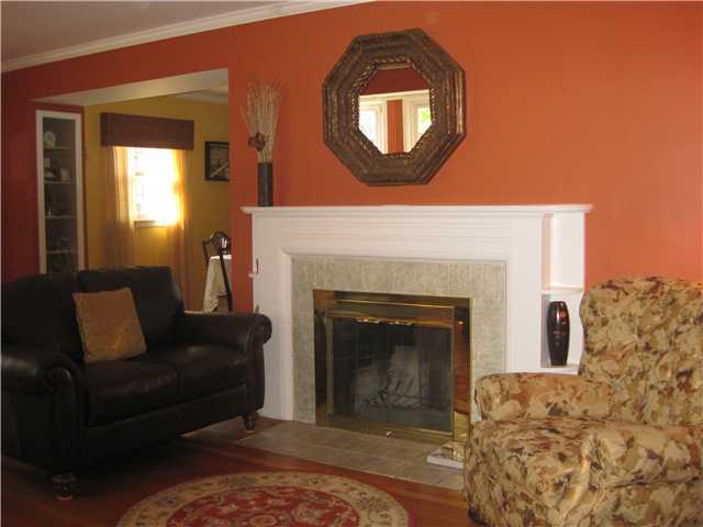 2735 York Road Columbus, OH 43221 - Photo 3 of 24