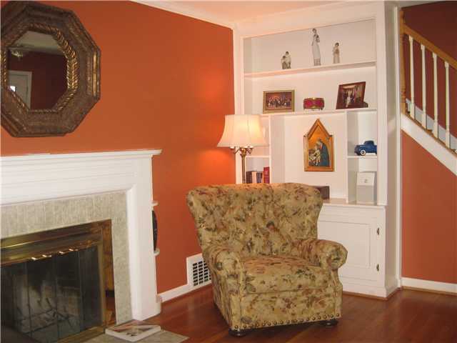 2735 York Road Columbus, OH 43221 - Photo 4 of 24