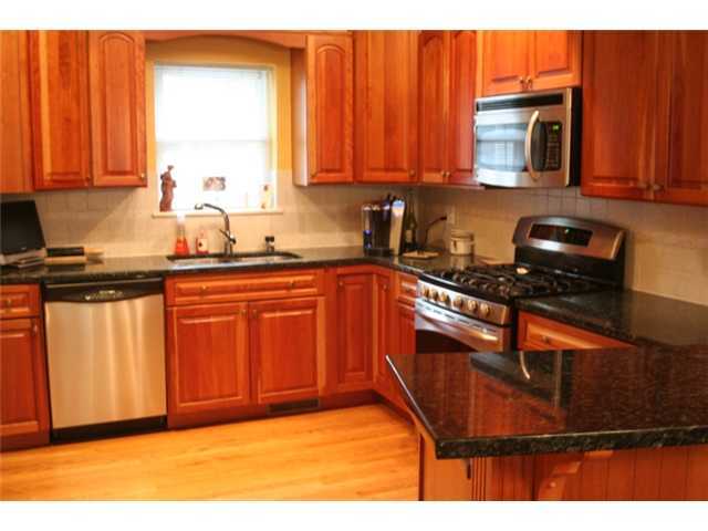 2735 York Road Columbus, OH 43221 - Photo 9 of 24