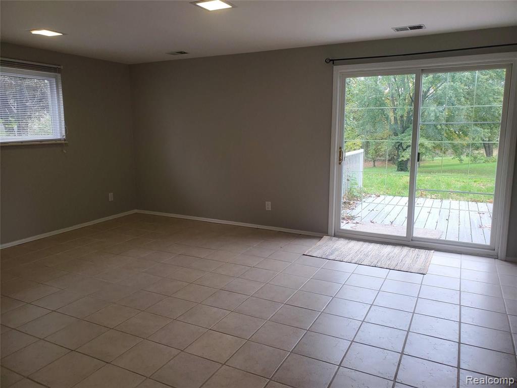 8750 Bergin Road Howell, MI 48843 - Photo 29 of 53