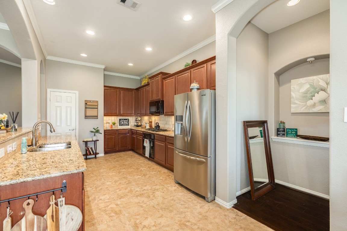 13805 Bright Canyon Lane Rosharon, TX 77583 - Photo 16 of 33