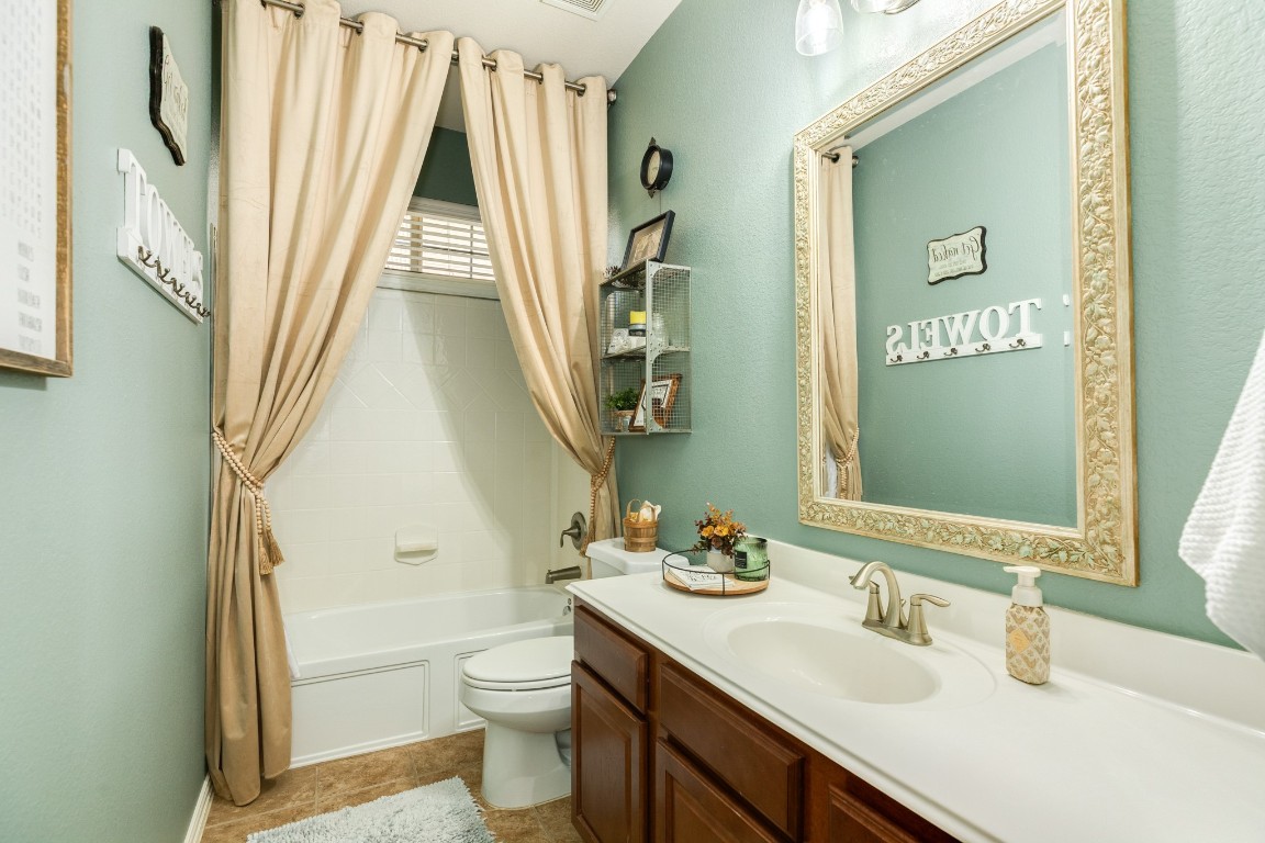 13805 Bright Canyon Lane Rosharon, TX 77583 - Photo 27 of 33