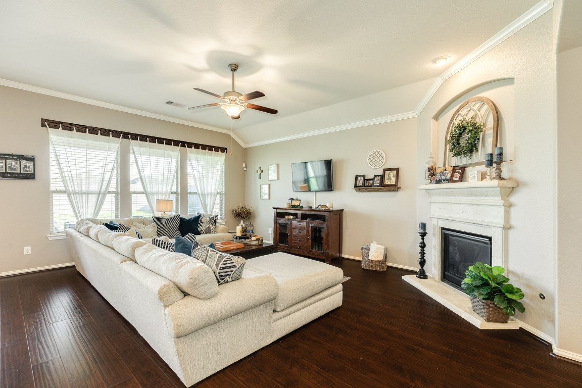 13805 Bright Canyon Lane Rosharon, TX 77583 - Photo 3 of 33