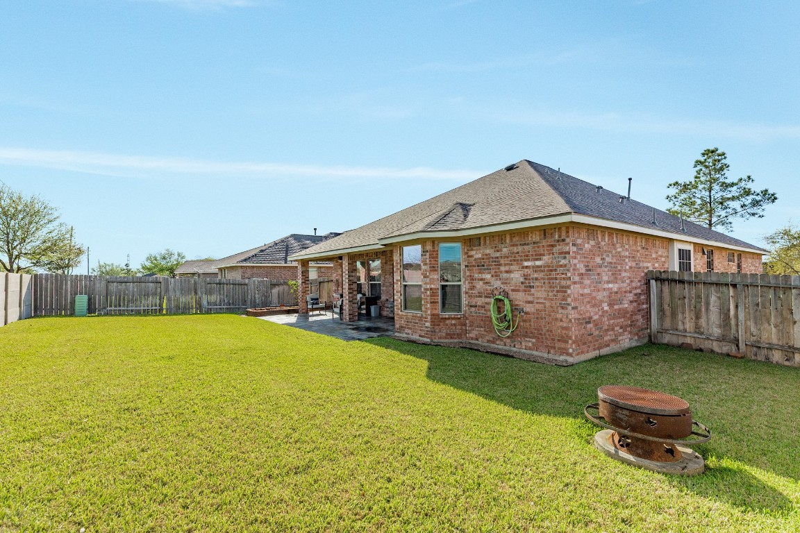 13805 Bright Canyon Lane Rosharon, TX 77583 - Photo 31 of 33