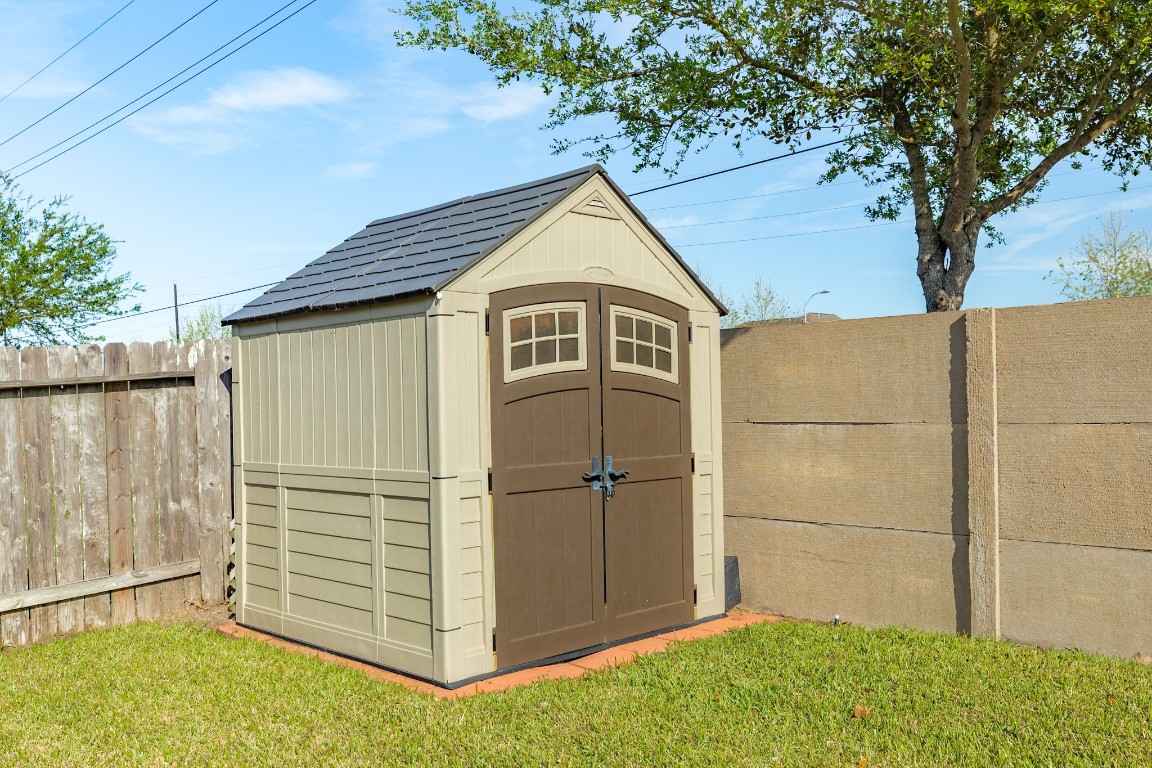 13805 Bright Canyon Lane Rosharon, TX 77583 - Photo 33 of 33