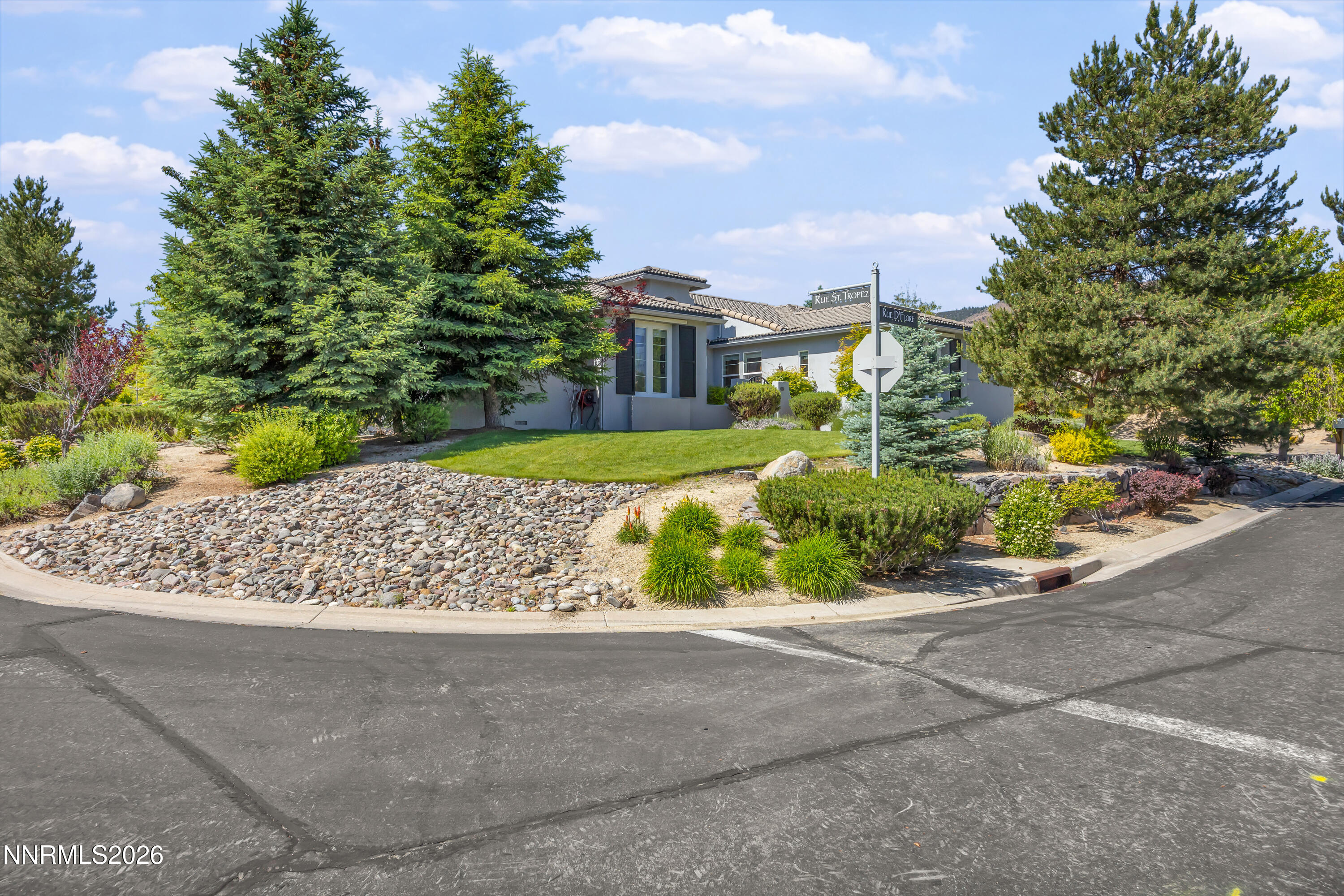 10500 Rue D Flore Reno, NV 89511 - Photo 2 of 44 2_img_7419