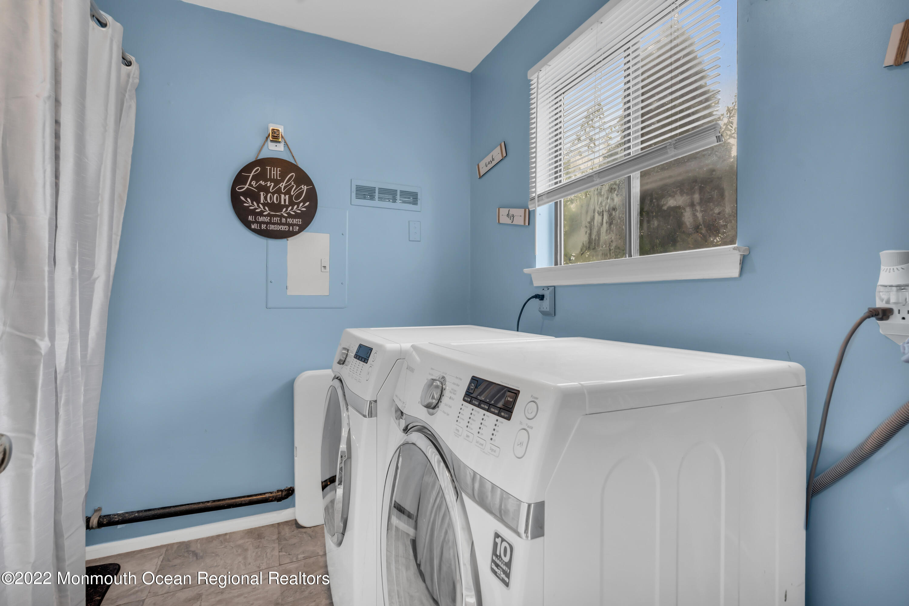 7 Jesse Drive Howell, NJ 07731 - Photo 16 of 25 a utility room with dryer and washer