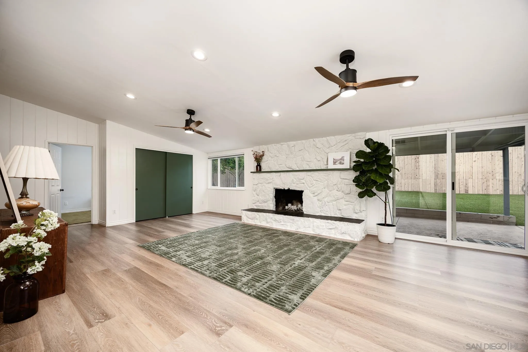 9728 Abbeywood Road Santee, CA 92071 - Photo 13 of 42 Gallery Image 13