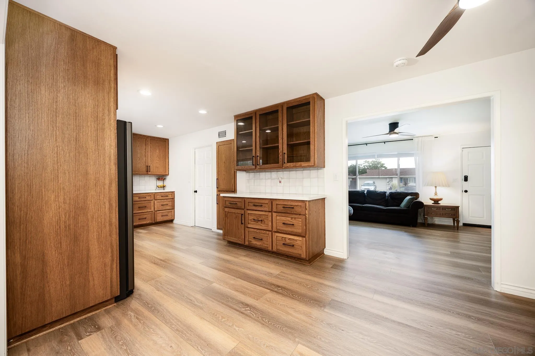 9728 Abbeywood Road Santee, CA 92071 - Photo 9 of 42 Gallery Image 9
