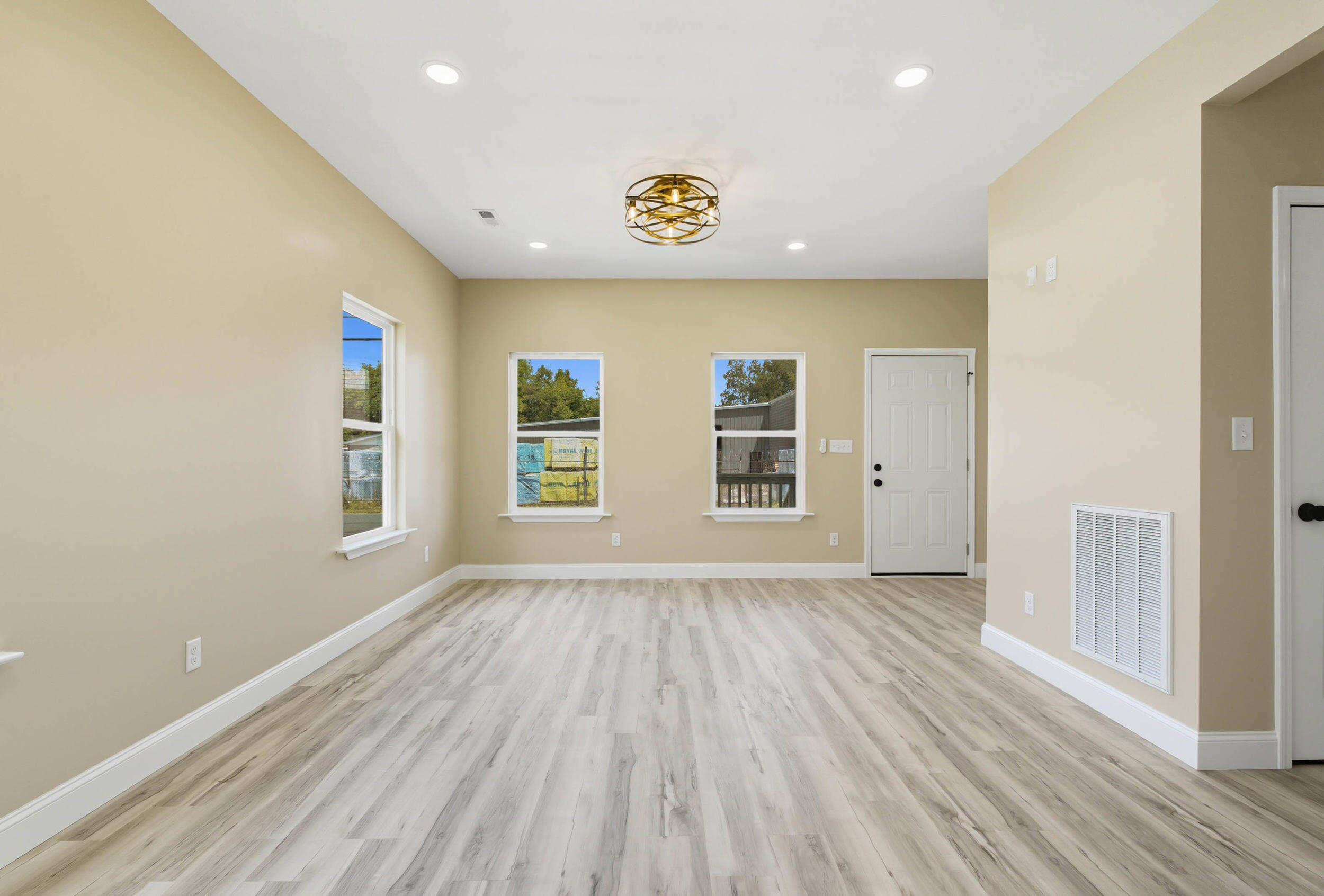 1808 Ocoee Street Chattanooga, TN 37406 - Photo 5 of 32 1808 Ocoee St-6