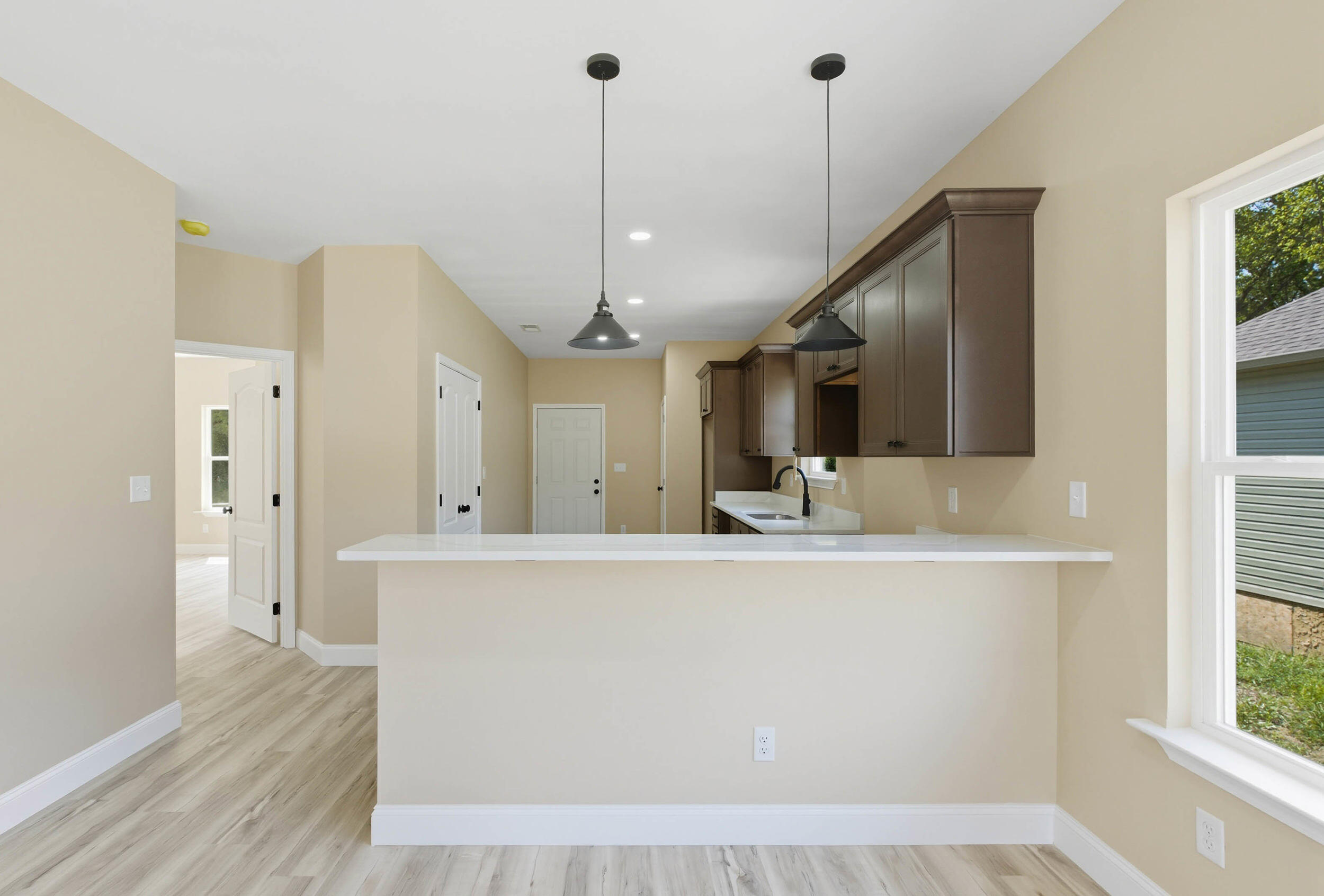 1808 Ocoee Street Chattanooga, TN 37406 - Photo 6 of 32 1808 Ocoee St-7