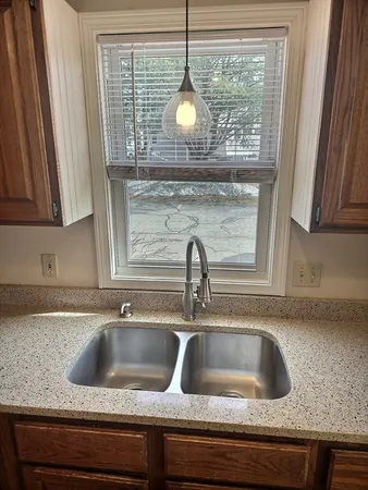 $325,000 | 171 Bayberry Hill Lane, Unit 171, Leominster, MA 01453