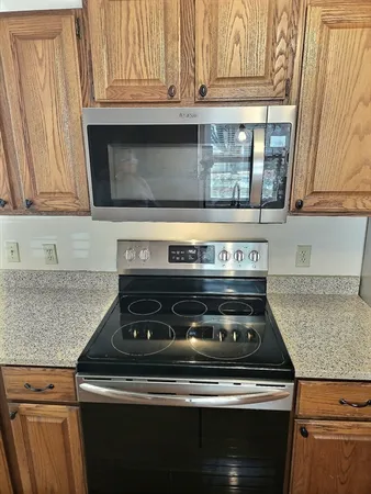$325,000 | 171 Bayberry Hill Lane, Unit 171, Leominster, MA 01453