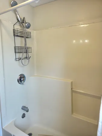 $325,000 | 171 Bayberry Hill Lane, Unit 171, Leominster, MA 01453