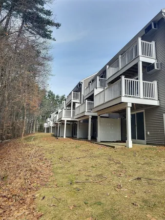 $325,000 | 171 Bayberry Hill Lane, Unit 171, Leominster, MA 01453