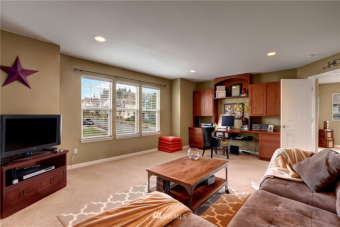 17241 164th Way Southeast Renton, WA 98058 - Photo 14 of 25