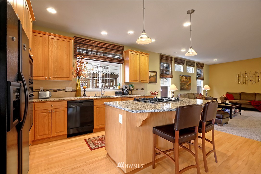 17241 164th Way Southeast Renton, WA 98058 - Photo 7 of 25